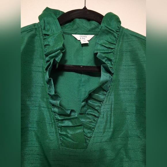 Crown & Ivy Emerald Green Ruffled Blouse-XL - Picture 9 of 10